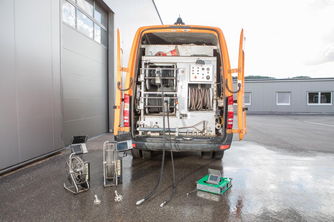 Beyerle Notdienst Fahrzeug hinten